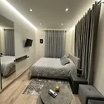 Corplex דירה *
