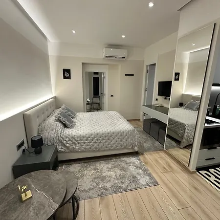 Corplex Apartment *