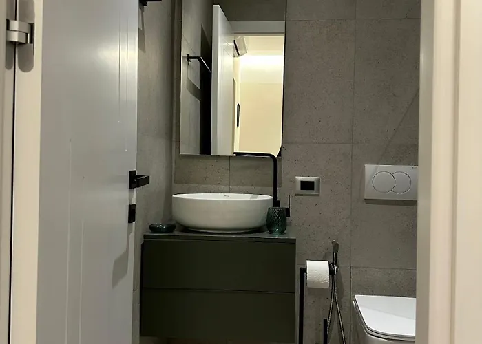 Corplex * Τίρανα